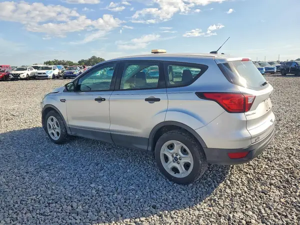 1FMCU0F74KUA12388 2019 FORD ESCAPE - Image 2
