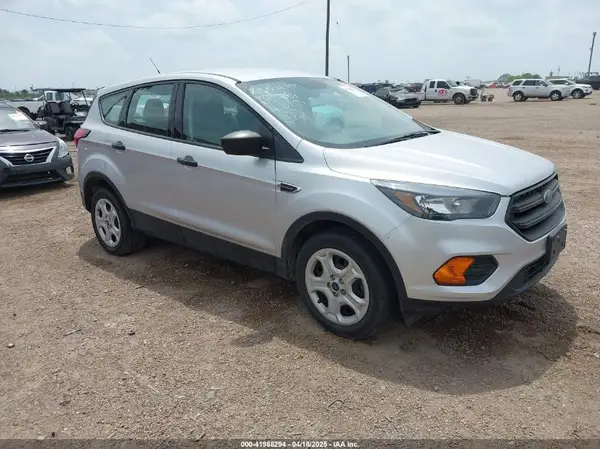 1FMCU0F74KUA17686 2019 FORD ESCAPE - Image 1