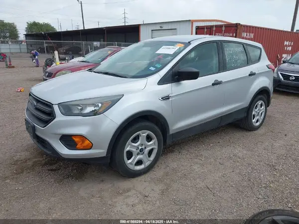 1FMCU0F74KUA17686 2019 FORD ESCAPE - Image 2