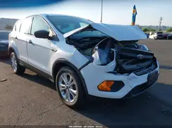 1FMCU0F74KUB04424 2019 FORD ESCAPE