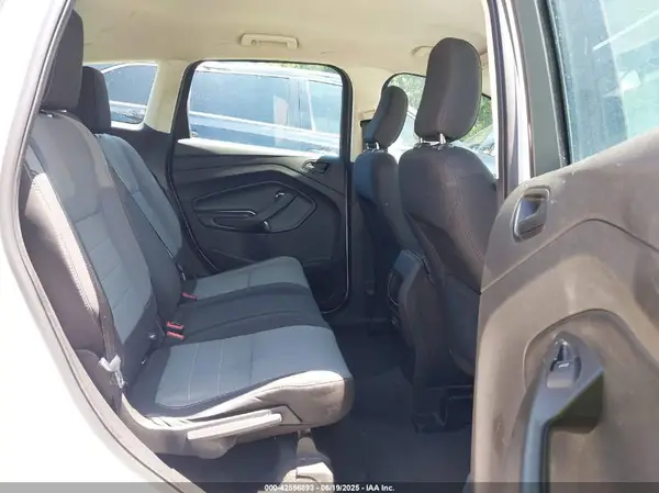 1FMCU0F74KUB85988 2019 FORD ESCAPE - Image 8