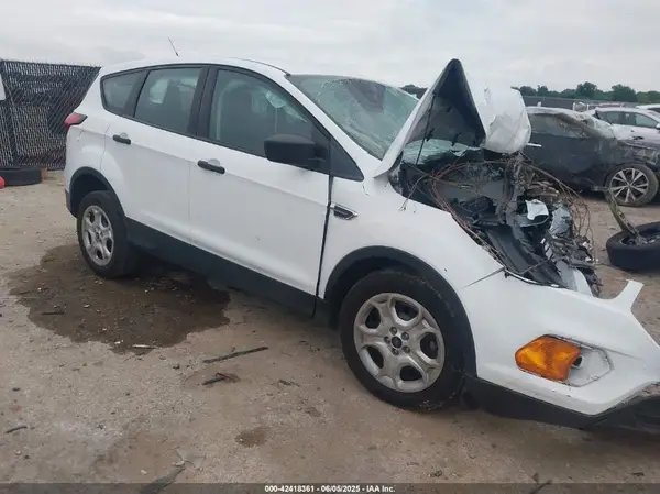 1FMCU0F74KUC27916 2019 FORD ESCAPE - Image 1