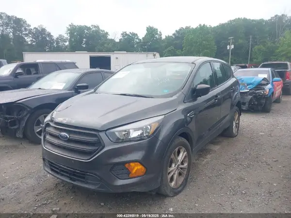 1FMCU0F74KUC45249 2019 FORD ESCAPE - Image 2