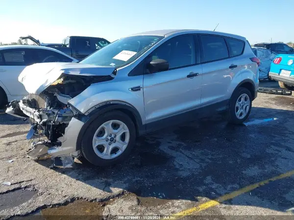 1FMCU0F74KUC56736 2019 FORD ESCAPE - Image 2