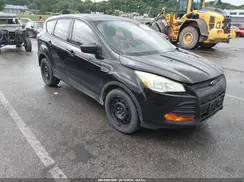 1FMCU0F75GUA82800 2016 FORD ESCAPE