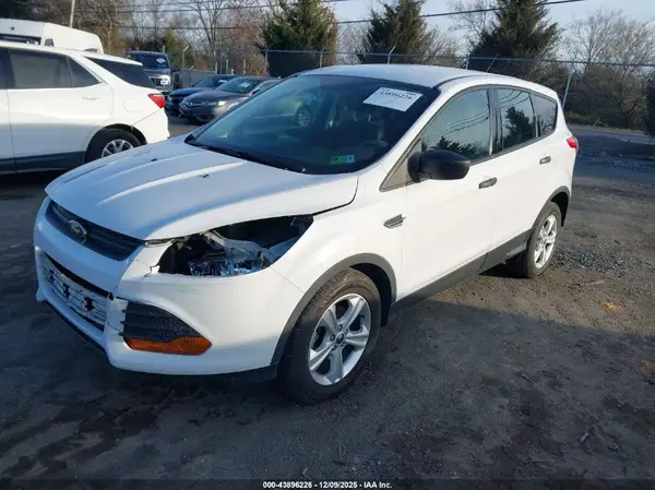 1FMCU0F75GUB31994 2016 FORD ESCAPE - Image 2