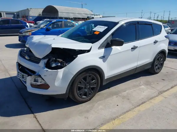 1FMCU0F75GUB71055 2016 FORD ESCAPE - Image 2