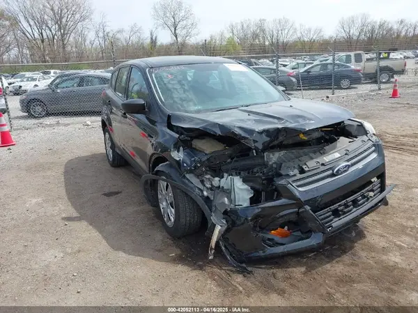 1FMCU0F75GUC21615 2016 FORD ESCAPE - Image 1