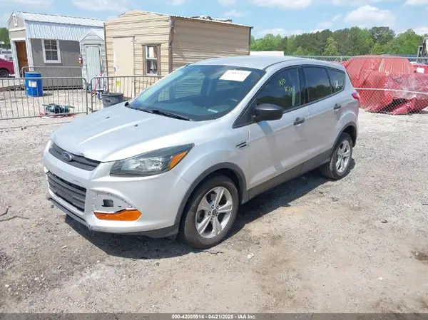 1FMCU0F75GUC50435 2016 FORD ESCAPE - Image 2