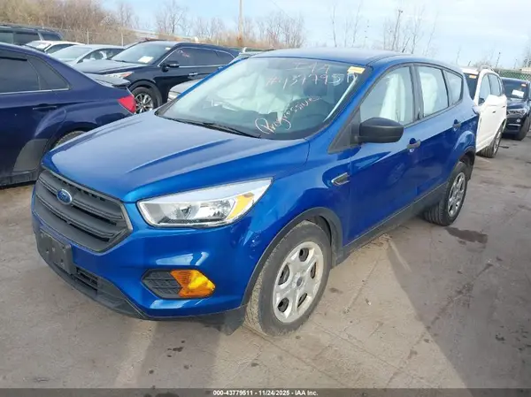 1FMCU0F75HUA03272 2017 FORD ESCAPE - Image 2
