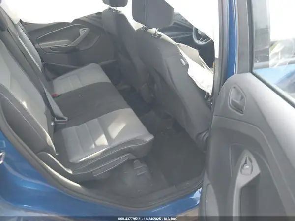 1FMCU0F75HUA03272 2017 FORD ESCAPE - Image 8