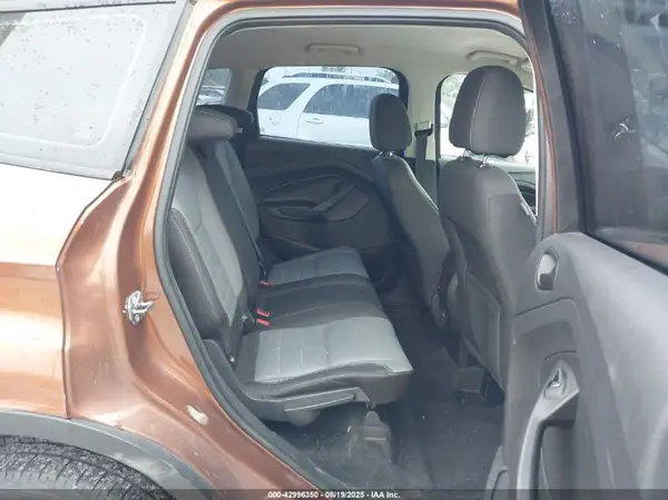 1FMCU0F75HUA10576 2017 FORD ESCAPE - Image 8