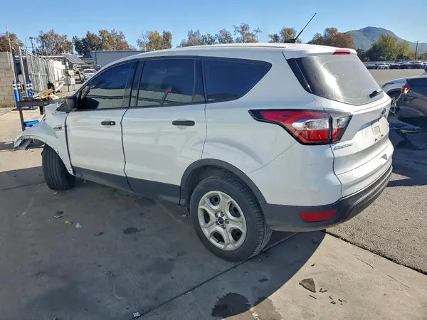 1FMCU0F75HUA32562 2017 FORD ESCAPE - Image 2