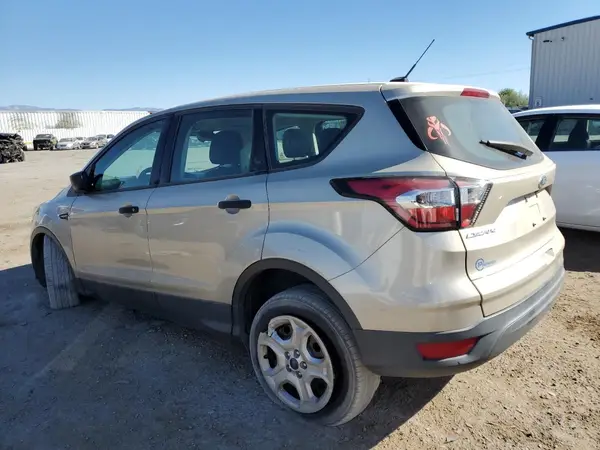 1FMCU0F75HUA82622 2017 FORD ESCAPE - Image 2