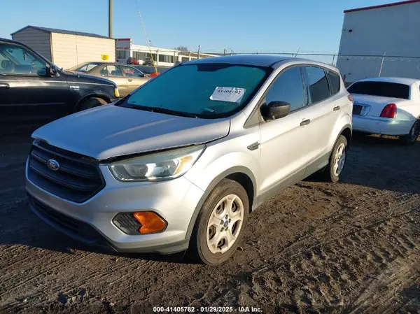 1FMCU0F75HUB12556 2017 FORD ESCAPE - Image 2