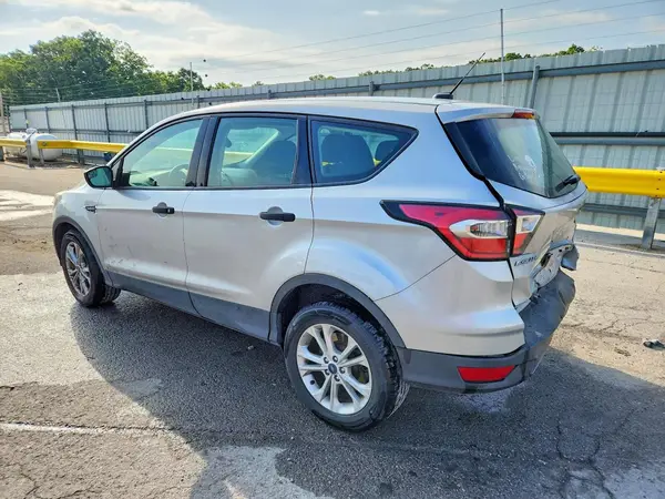1FMCU0F75HUC01267 2017 FORD ESCAPE - Image 2