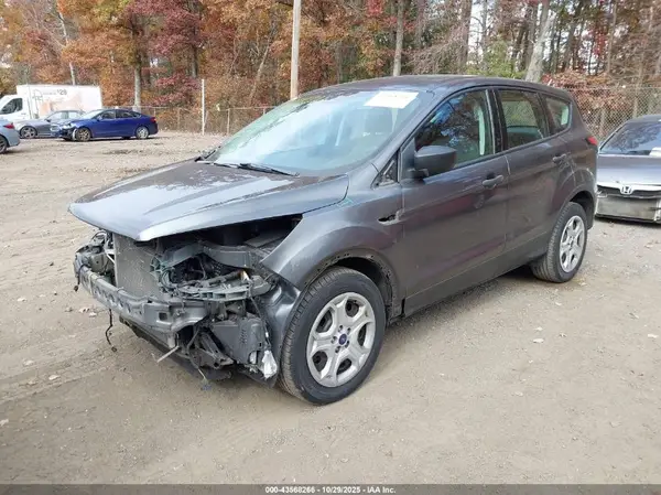1FMCU0F75HUC93268 2017 FORD ESCAPE - Image 2