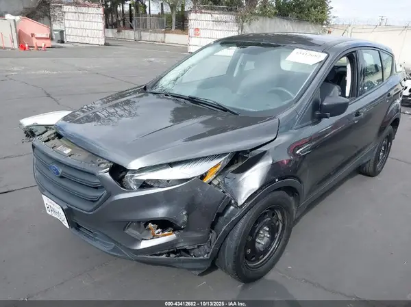 1FMCU0F75HUD12496 2017 FORD ESCAPE - Image 2
