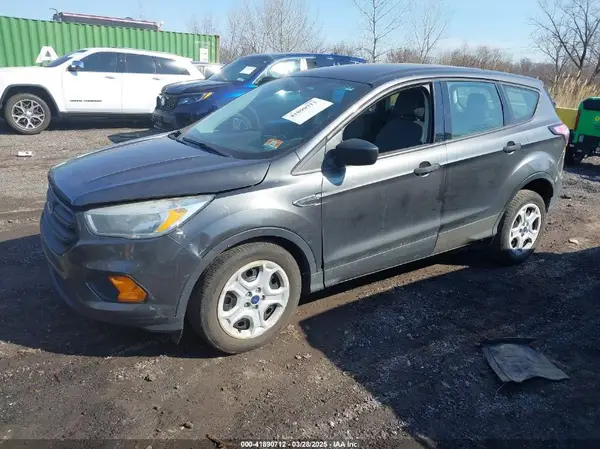 1FMCU0F75HUD15558 2017 FORD ESCAPE - Image 2