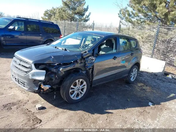 1FMCU0F75HUD57048 2017 FORD ESCAPE - Image 2