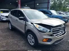 1FMCU0F75HUD82158 2017 FORD ESCAPE