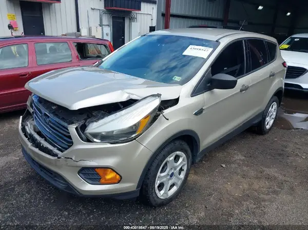 1FMCU0F75HUD82158 2017 FORD ESCAPE - Image 2