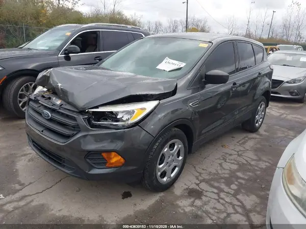 1FMCU0F75HUD84198 2017 FORD ESCAPE - Image 2
