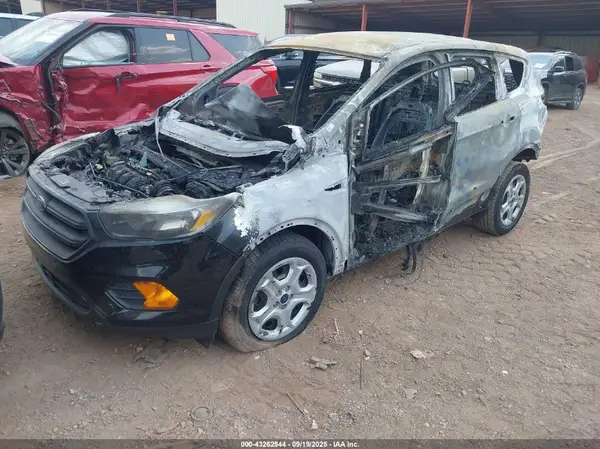 1FMCU0F75HUE00707 2017 FORD ESCAPE - Image 2