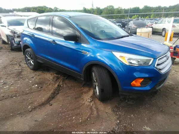 1FMCU0F75HUE00805 2017 FORD ESCAPE - Image 1