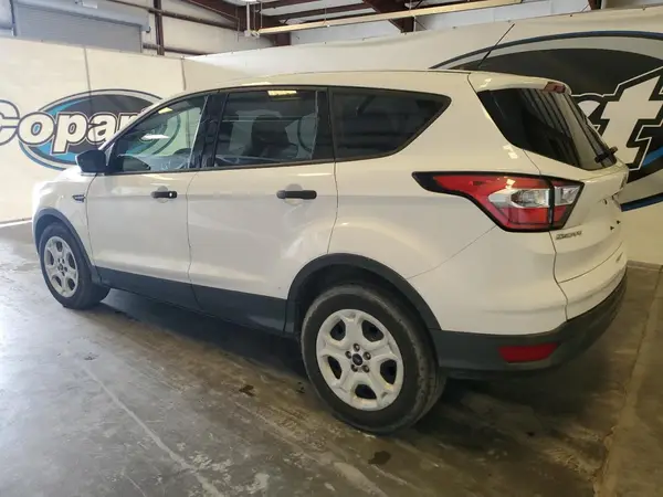 1FMCU0F75HUE75729 2017 FORD ESCAPE - Image 2