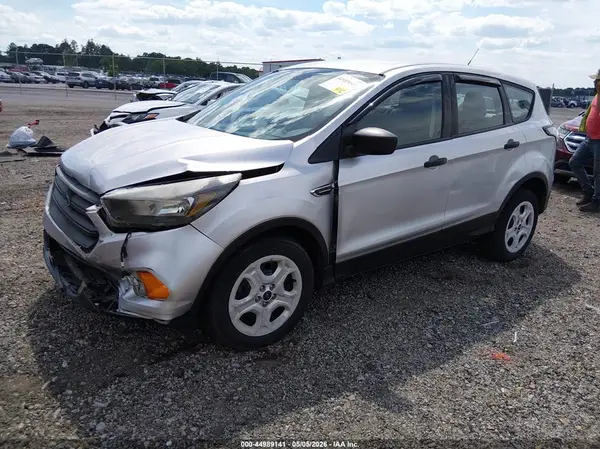 1FMCU0F75JUA06677 2018 FORD ESCAPE - Image 2