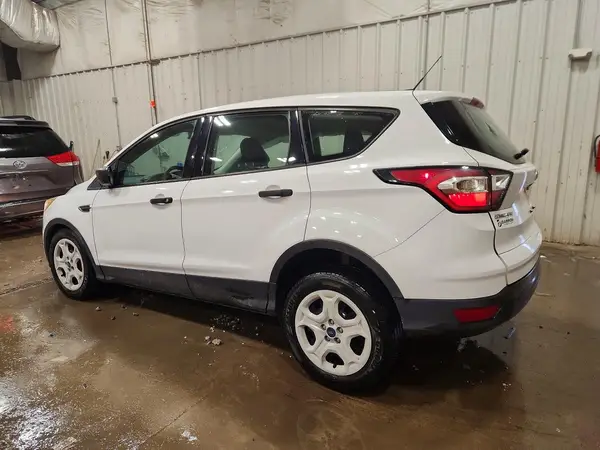 1FMCU0F75JUA58603 2018 FORD ESCAPE - Image 2