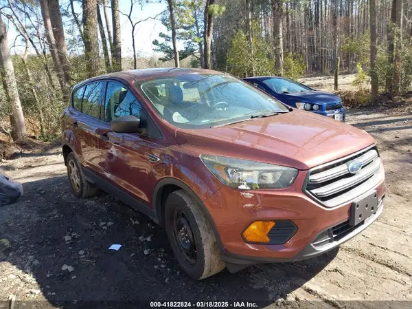1FMCU0F75JUA69665 2018 FORD ESCAPE - Image 1