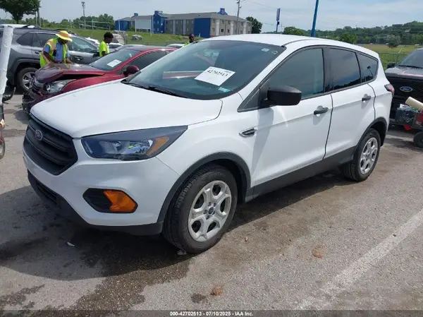 1FMCU0F75JUA94274 2018 FORD ESCAPE - Image 2