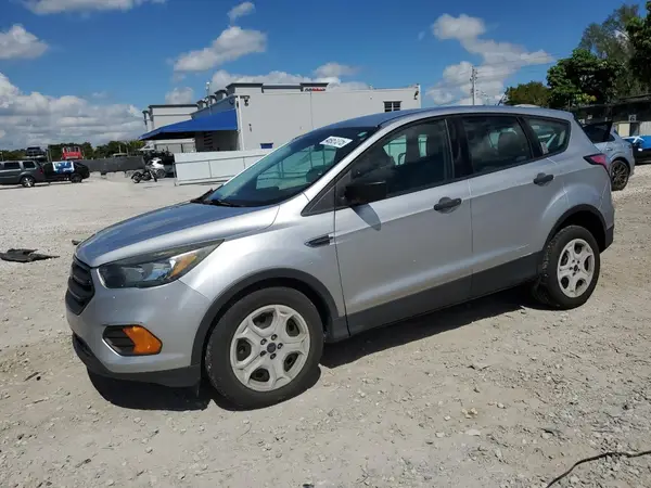 1FMCU0F75JUB36362 2018 FORD ESCAPE - Image 1