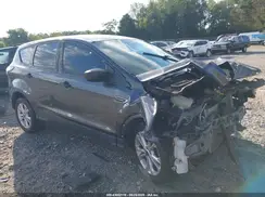 1FMCU0F75JUB37365 2018 FORD ESCAPE