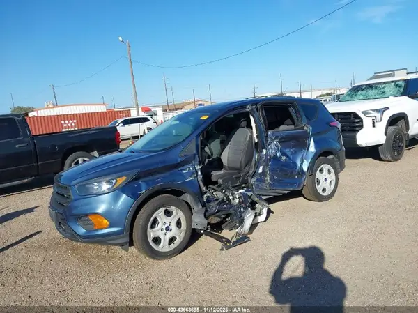 1FMCU0F75JUB83066 2018 FORD ESCAPE - Image 2