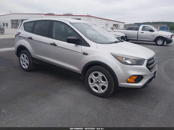 1FMCU0F75JUD08390 2018 FORD ESCAPE - Image 1
