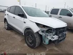 1FMCU0F75KUA17633 2019 FORD ESCAPE