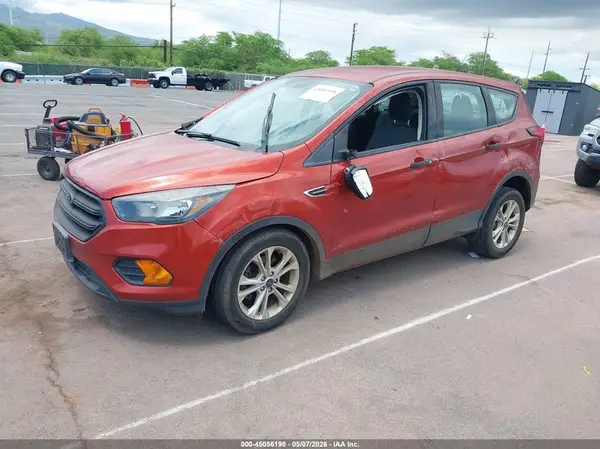 1FMCU0F75KUA42208 2019 FORD ESCAPE - Image 2