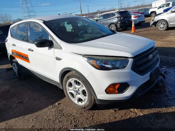 1FMCU0F75KUA69196 2019 FORD ESCAPE - Image 1