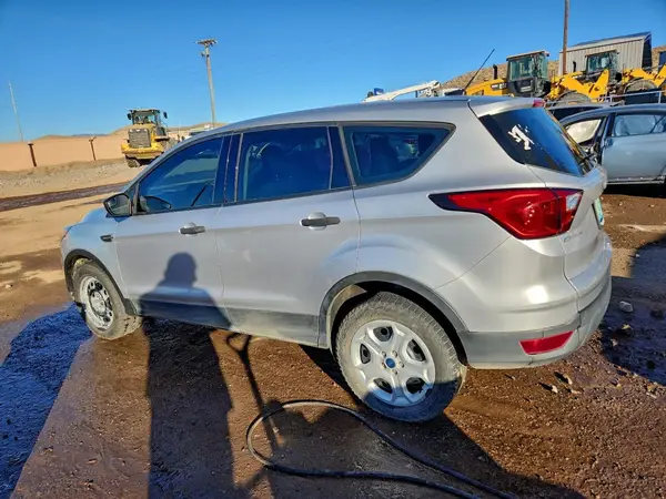 1FMCU0F75KUA79775 2019 FORD ESCAPE - Image 2