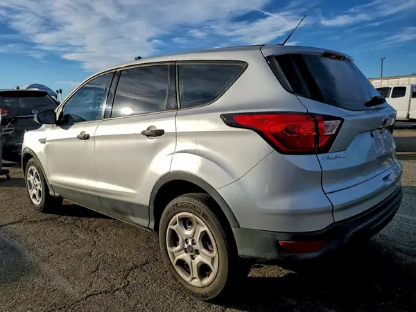 1FMCU0F75KUB05193 2019 FORD ESCAPE - Image 2