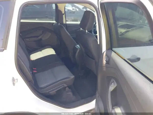 1FMCU0F75KUB11723 2019 FORD ESCAPE - Image 8