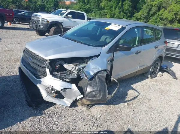 1FMCU0F75KUB32104 2019 FORD ESCAPE - Image 2