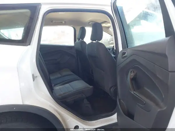 1FMCU0F75KUC55076 2019 FORD ESCAPE - Image 8