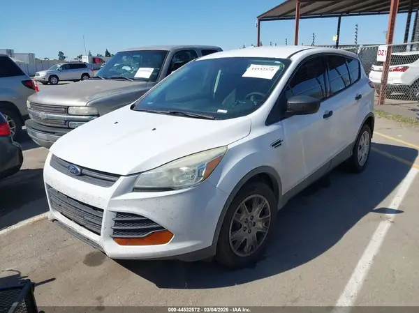 1FMCU0F76GUA67867 2016 FORD ESCAPE - Image 2