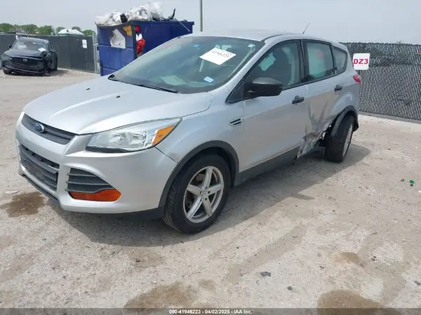 1FMCU0F76GUA96950 2016 FORD ESCAPE - Image 2