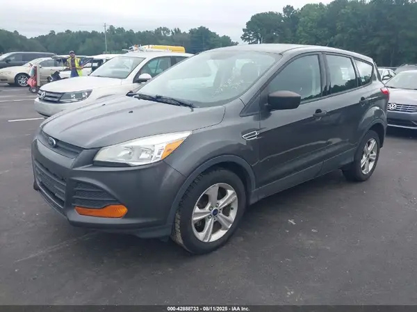 1FMCU0F76GUB78323 2016 FORD ESCAPE - Image 2