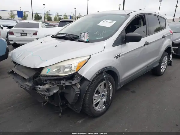 1FMCU0F76GUB99365 2016 FORD ESCAPE - Image 2